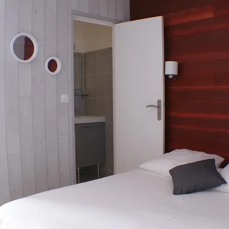 De La Gare Hotel Bayonne