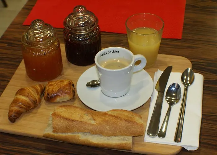 车站酒店 酒店 *